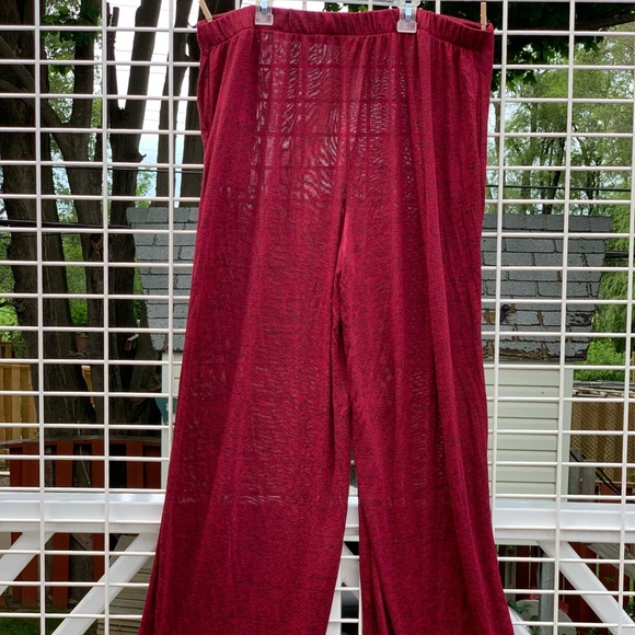 Red crop top high waisted co-ord set - Picture 2 of 4